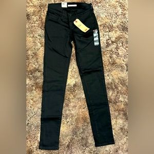 Levi’s 710 Super Skinny Jeans